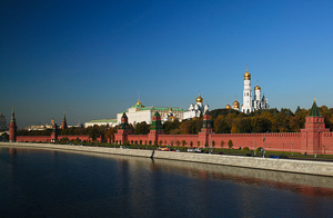 The Kremlin view from Moskvoretsky bridge The Kremlin view from Moskvoretsky bridge