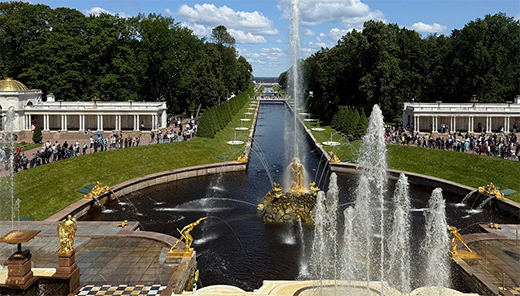 jardins inférieurs de Peterhof