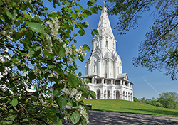 Kolomenskoye museum estate